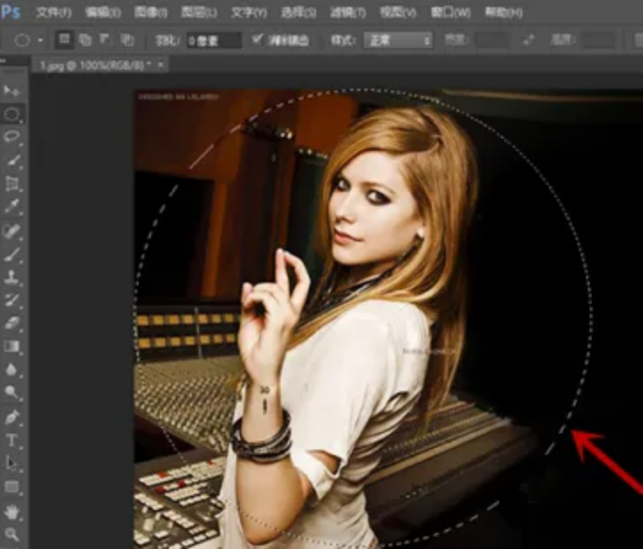 步骤二：绘制圆形