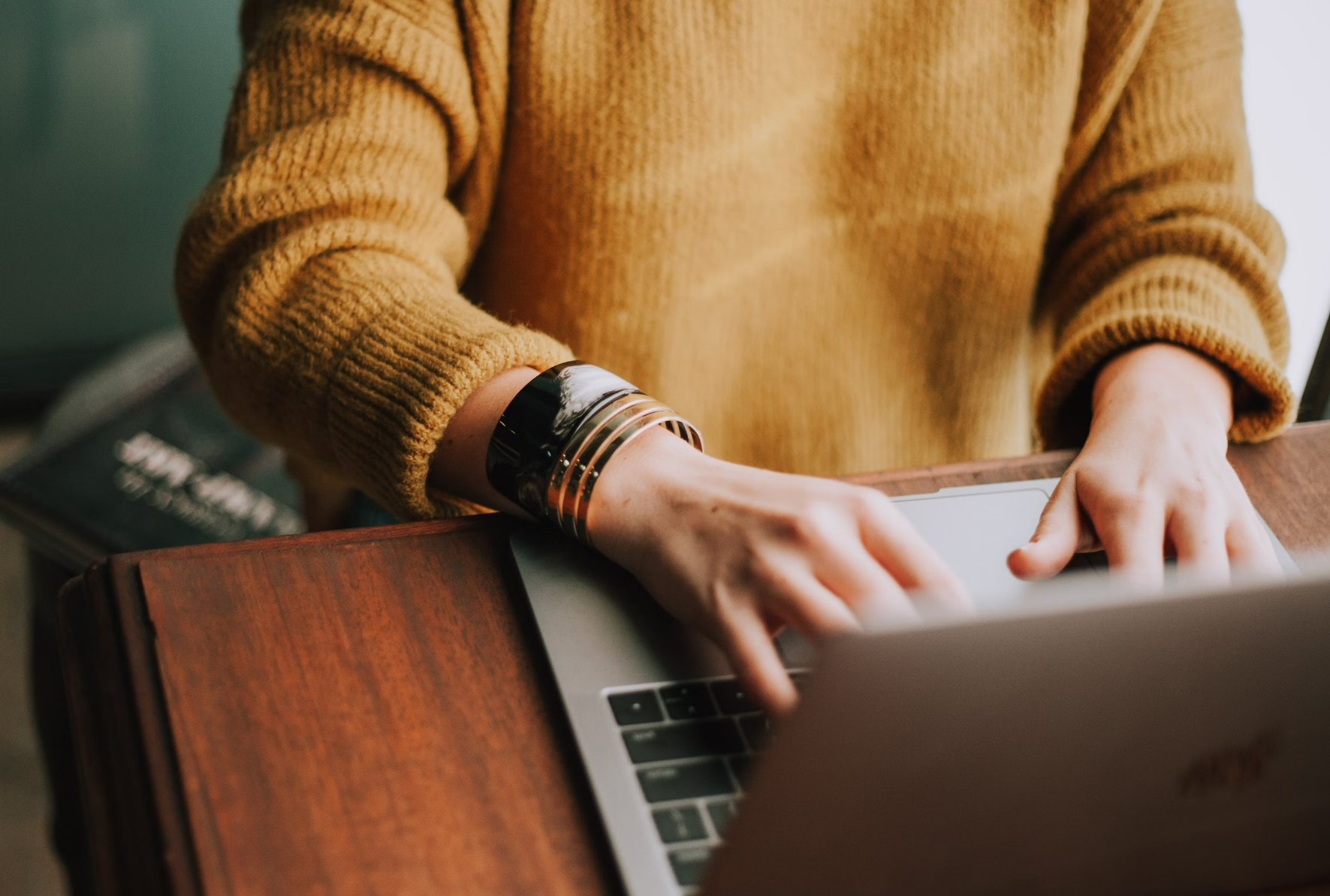 AI写视频脚本怎么表达-使用AI写视频脚本的方法